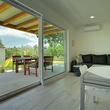 Holiday Home Maria Фажана Екстер'єр фото
